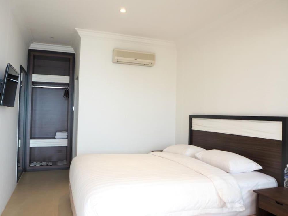 Ktm Resort Batam Sekupang Extérieur photo