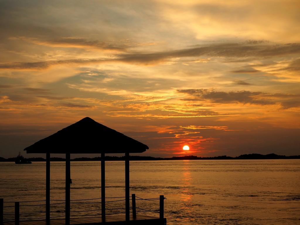 Ktm Resort Batam Sekupang Extérieur photo